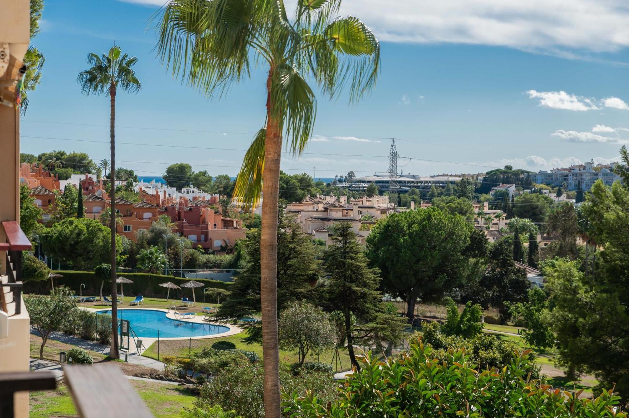 Apartamento Newly Renovated Sunlit 3 Bdrm With Stunning Views Marbella